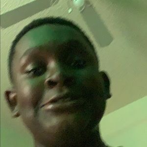 Meet your Posher, Elijah